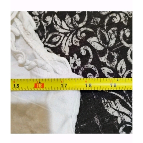 Ellen Tracy White Ruffle Blouse with Tassel Ties - Picture 5 of 6